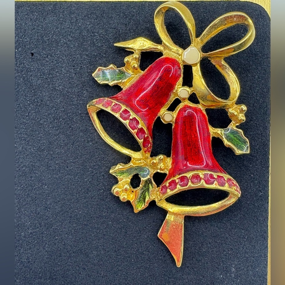 Elegant Red and Gold Bell Brooch - Picture 2 of 3